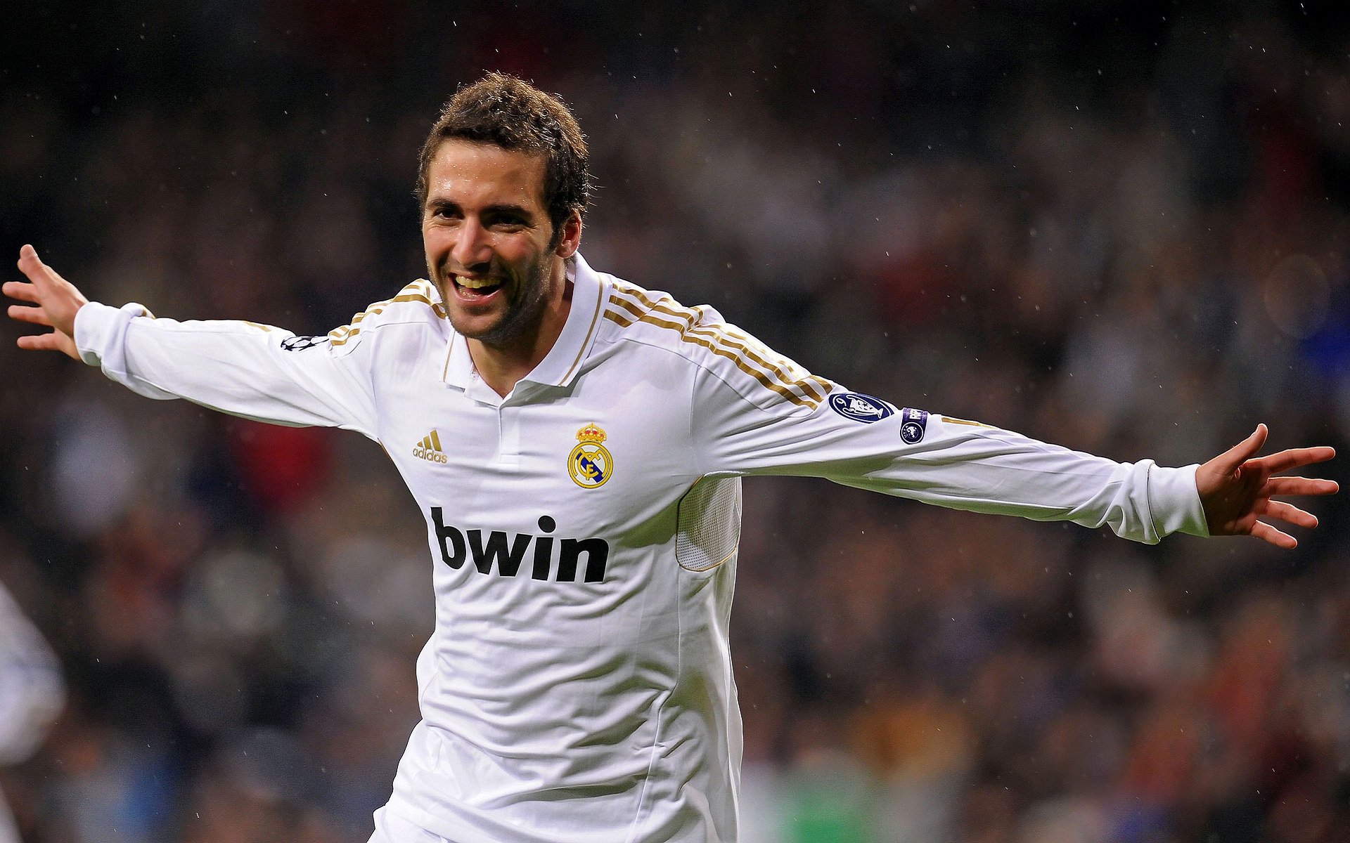 罗马诺讨论曼联和帕奎塔传闻，帕奎奥和c罗